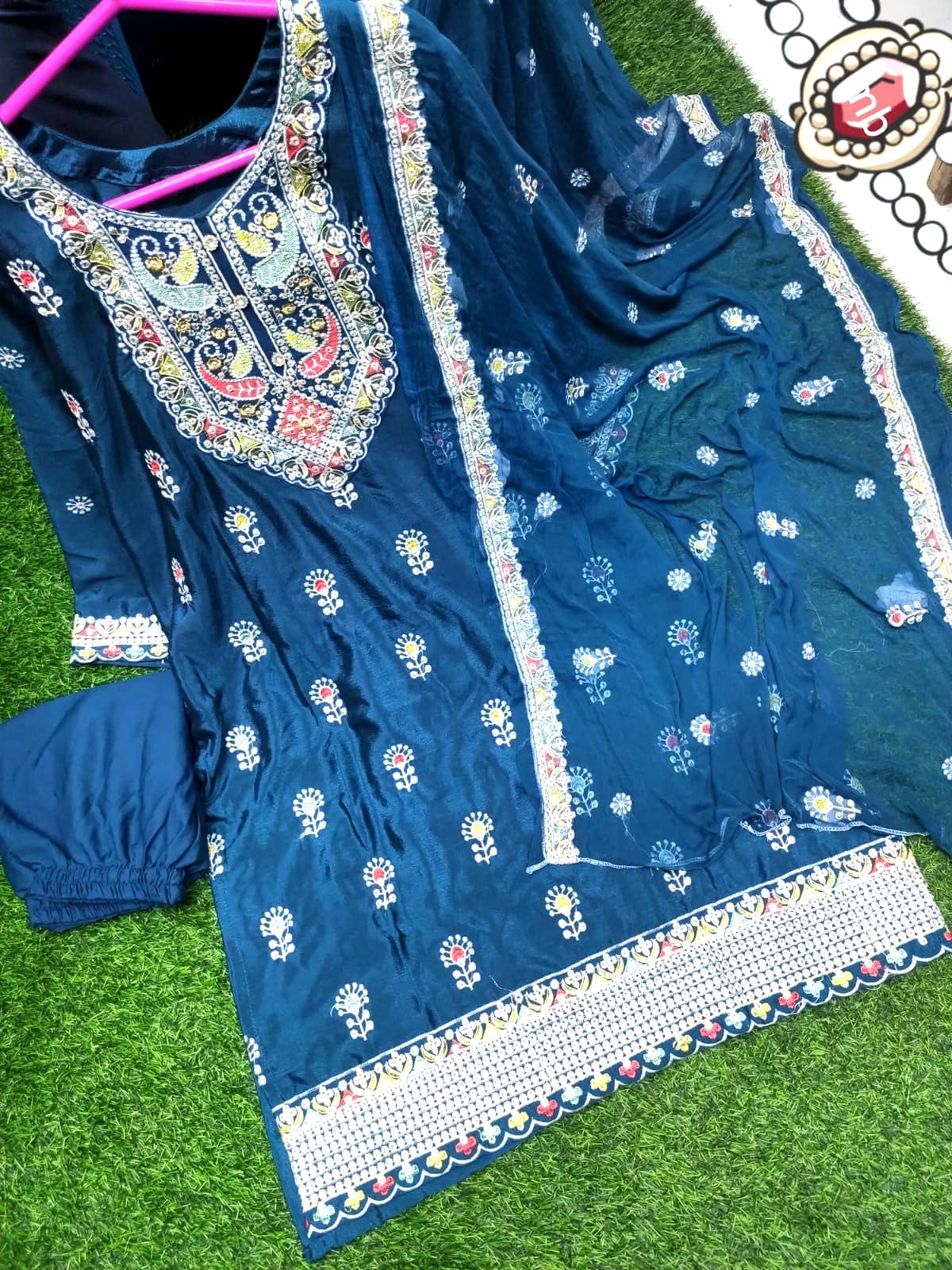 রেডিমেড থ্রি পিস