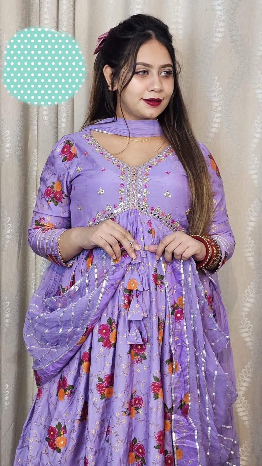 আলিয়া কাট থ্রি পিস