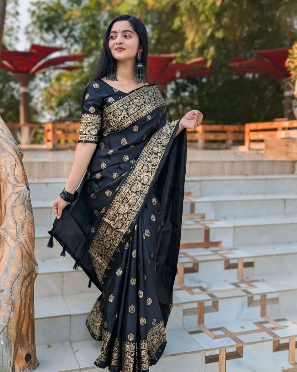 Japani Silk Skin Print Sharee with Blouse Piece